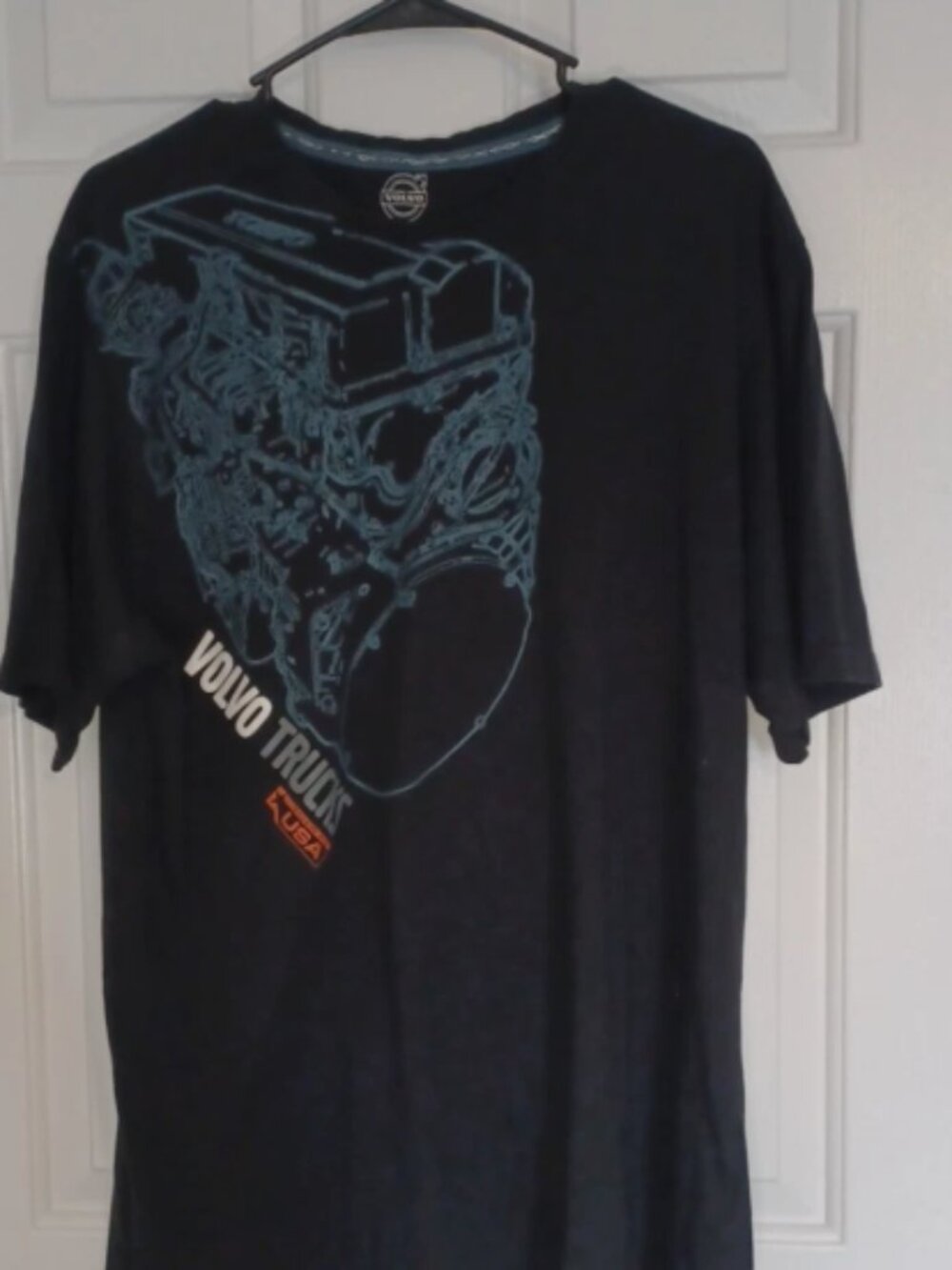 Official Volvo Merchandise Volvo Trucks Men's Sz XL Black Graphic TShirt Cotton